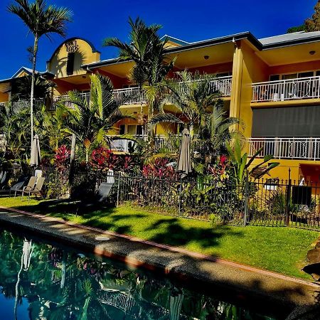 The York Beachfront Holiday Apartments Yorkeys Knob Zewnętrze zdjęcie