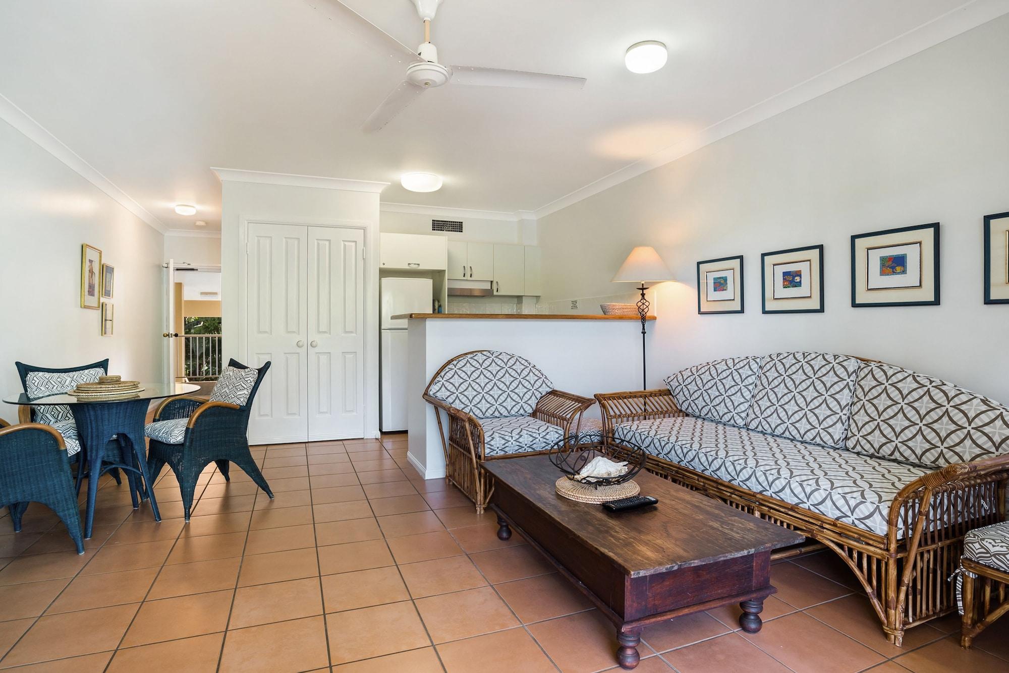 The York Beachfront Holiday Apartments Yorkeys Knob Zewnętrze zdjęcie