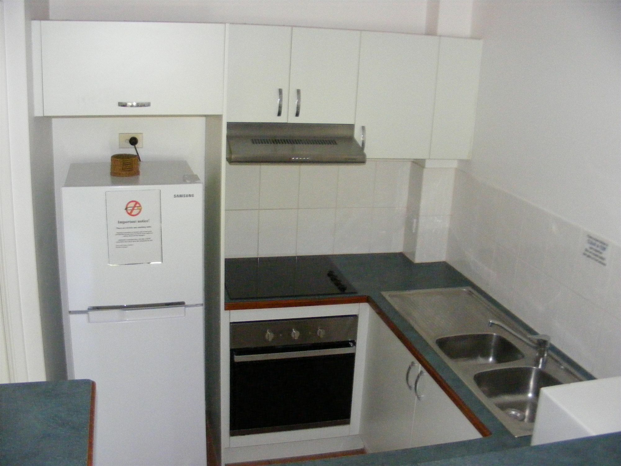 The York Beachfront Holiday Apartments Yorkeys Knob Zewnętrze zdjęcie